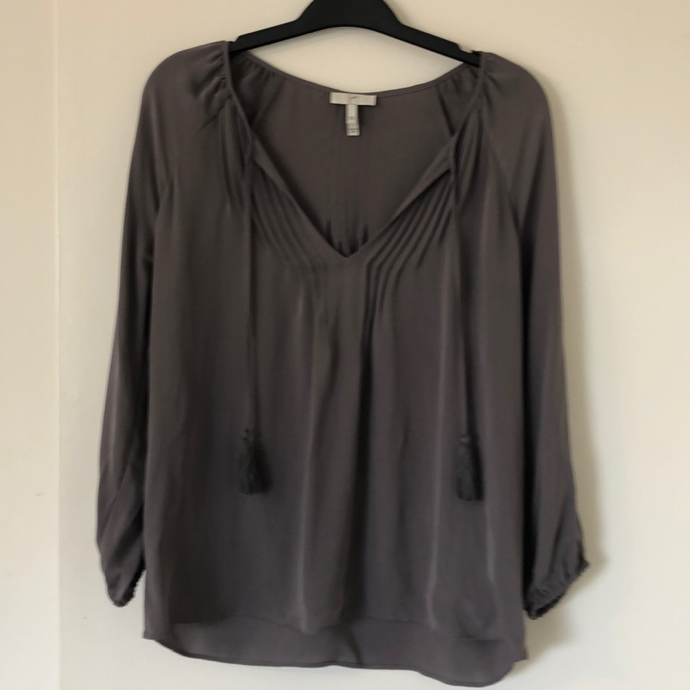 Gently Used Joie Gray Silk Blouse Size XXS